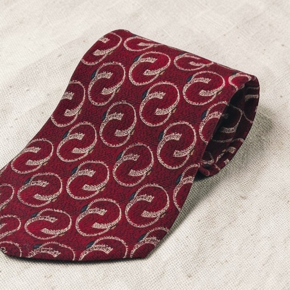 Countess Mara All Silk Necktie Maroon CM Logo Pattern Made in USA Mens Vintage